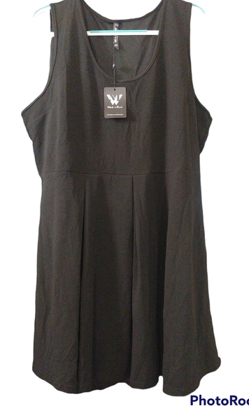 White Mark Dresses & Skirts - White Mark Black Dress